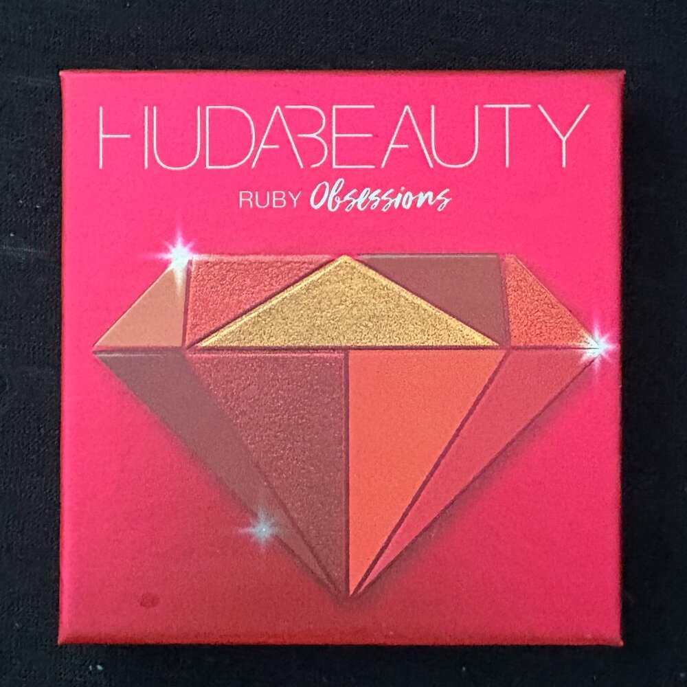 HUDA Beauty Ruby Obsessions Eyeshadow Palette NEW